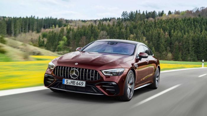 Φρεσκάρισμα για την Mercedes AMG GT 4-Door Coupe